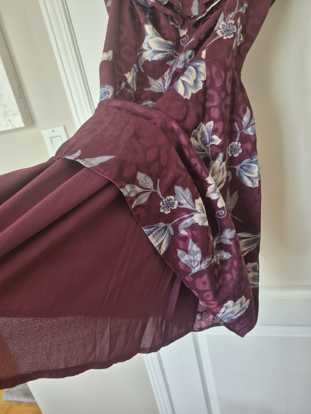 Wayf Off The Shoulder Floral Ruffle Dress - Picture 8 of 9